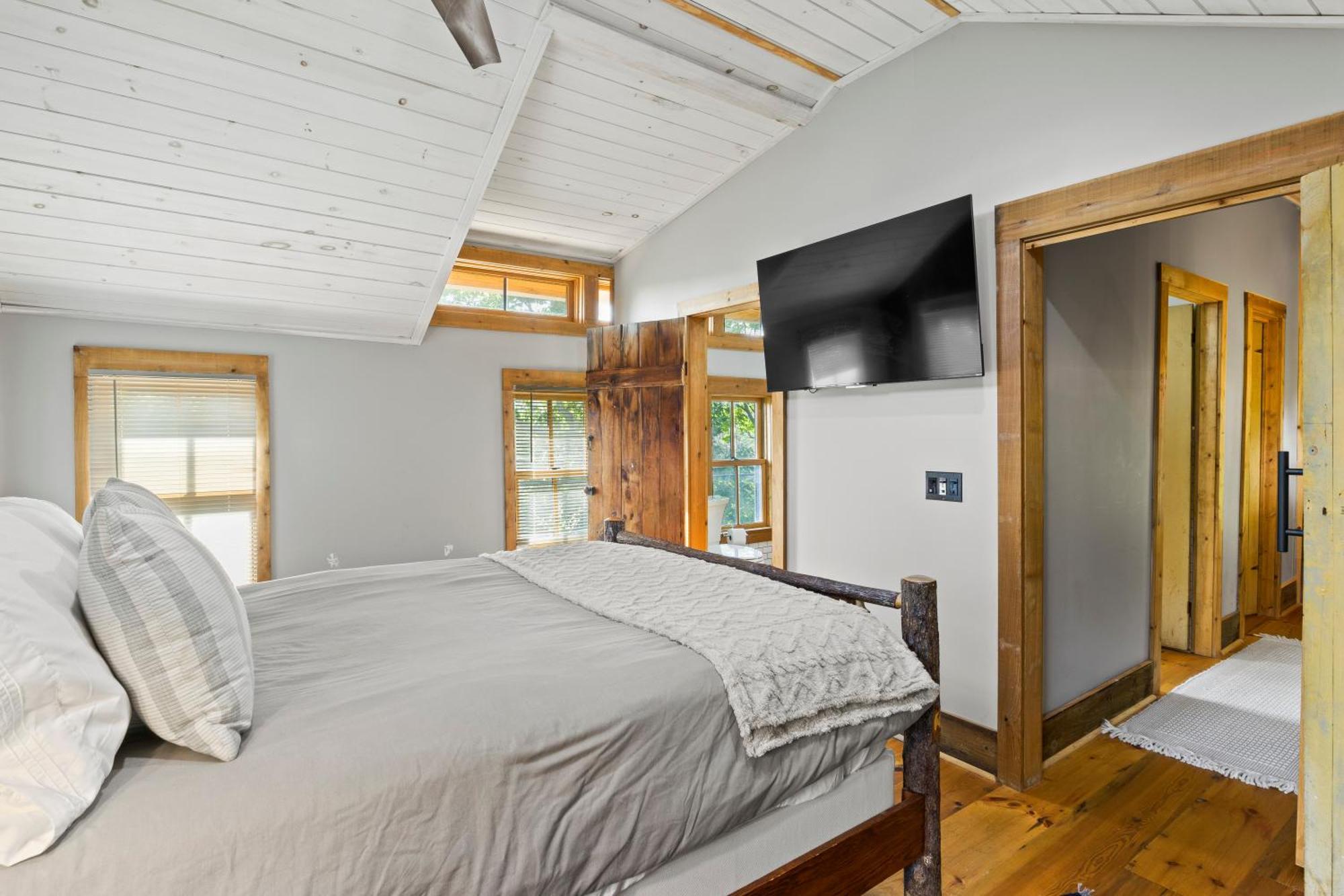 Cozy Two Bedroom Home On Canandaigua Lake Rushville Ngoại thất bức ảnh